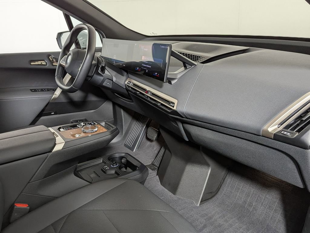 Certified 2023 BMW iX M60 w/ Executive Package image 35