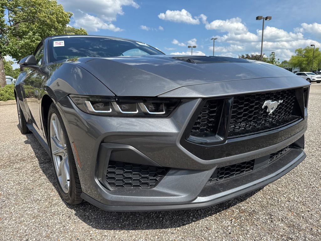 Used 2025 Ford Mustang GT Premium RWD image 14
