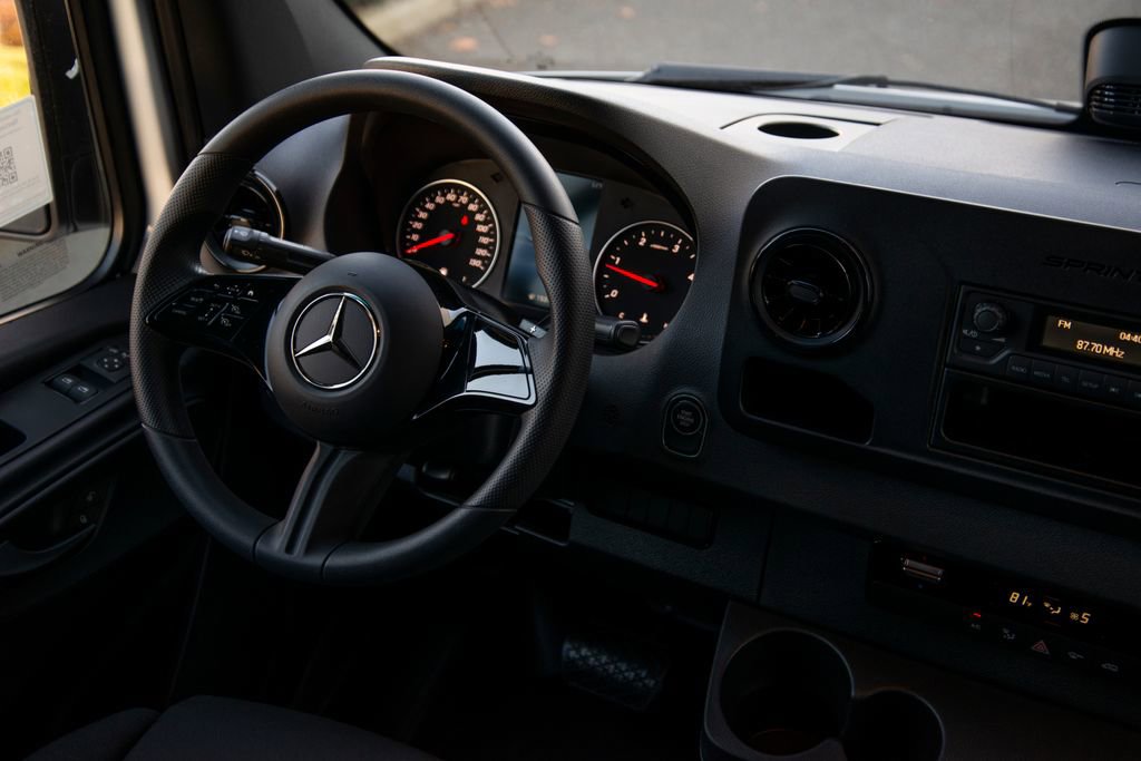 New 2026 Mercedes-Benz Sprinter 2500 image 17