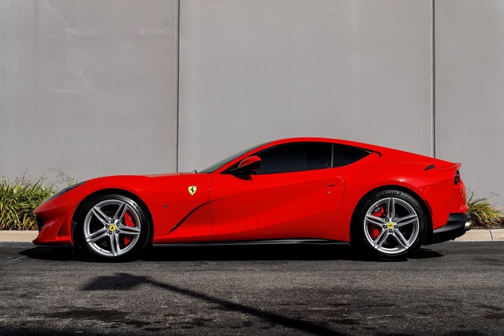 Used 2019 Ferrari 812 Superfast image 2