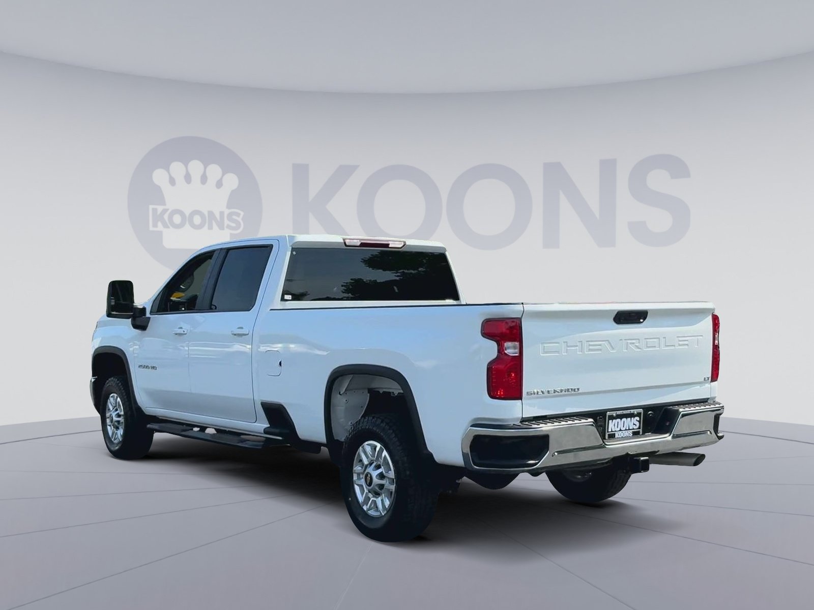 Used 2025 Chevrolet Silverado 2500 LT w/ Convenience Package AWD/4WD image 11