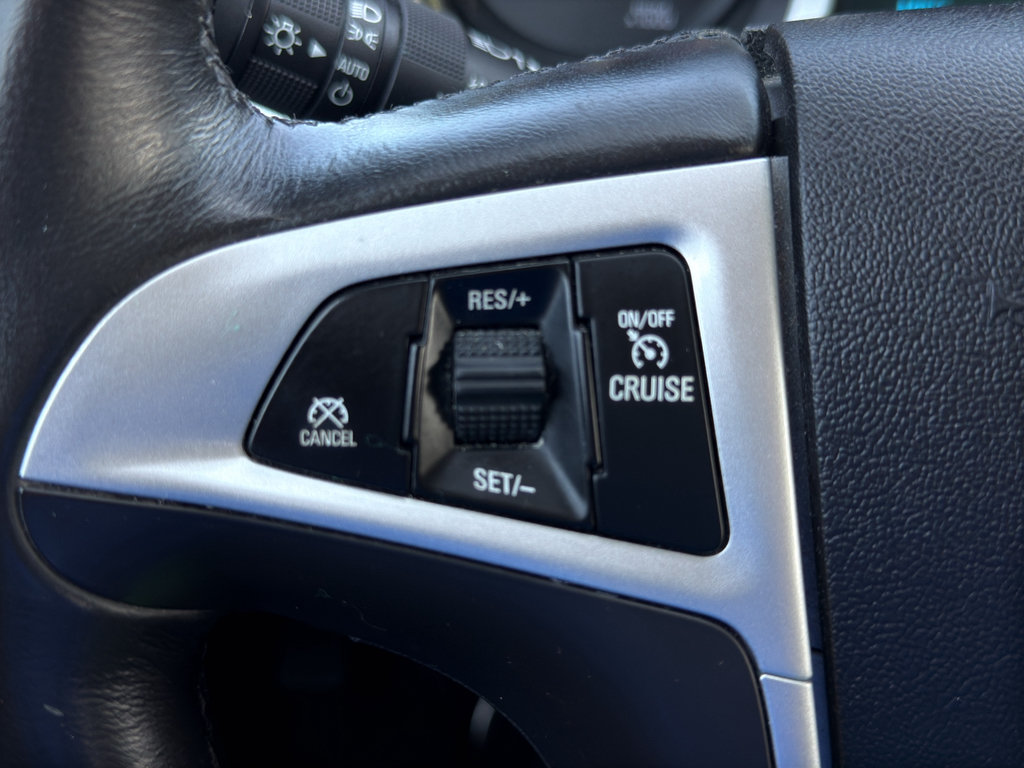 Used 2012 Chevrolet Equinox LT AWD/4WD image 18