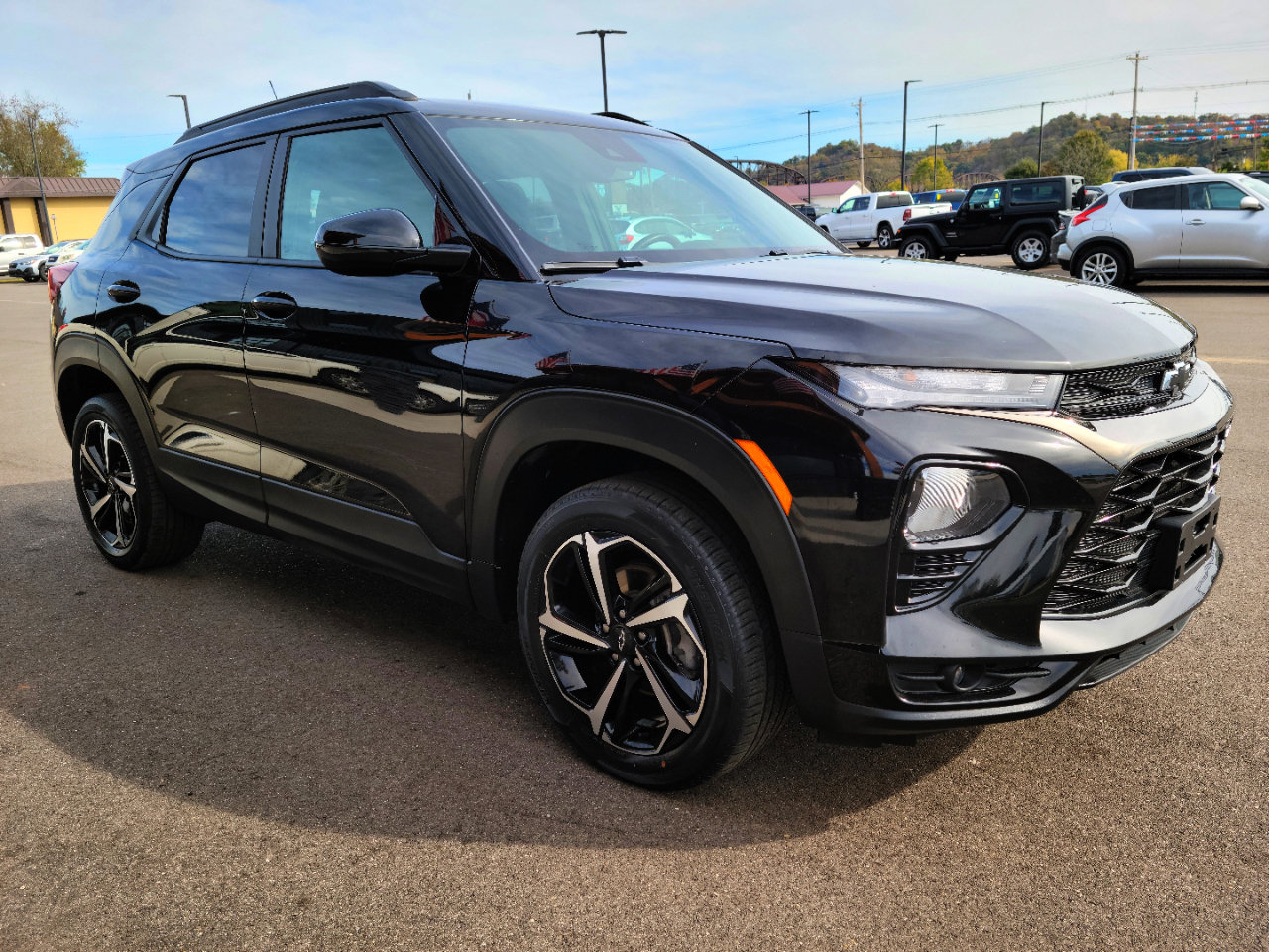 Used 2023 Chevrolet TrailBlazer RS w/ Convenience Package image 3