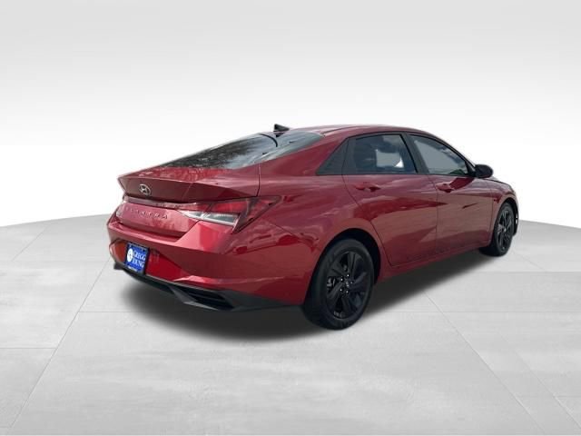Used 2023 Hyundai Elantra SEL image 7
