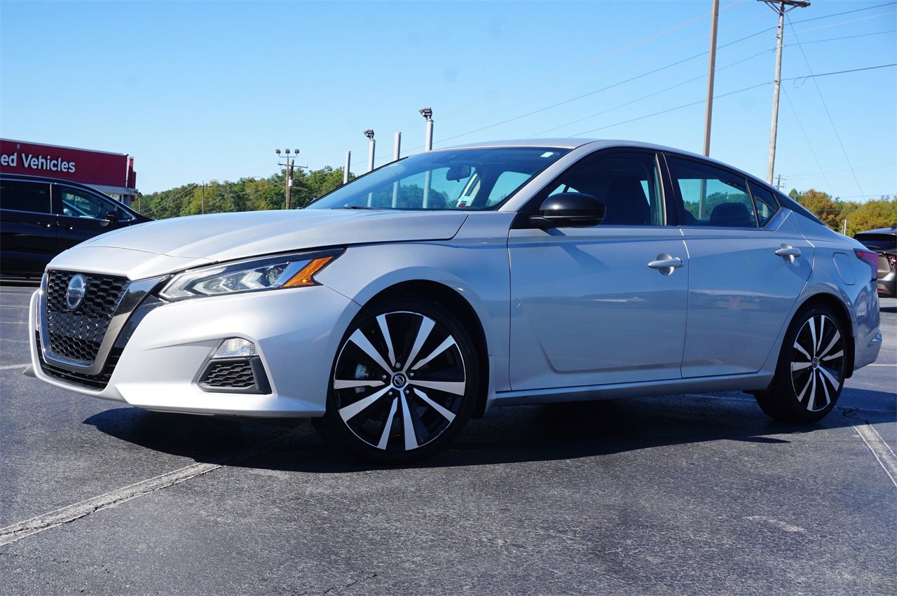 Certified 2021 Nissan Altima 2.5 SR w/ SR Premium Package