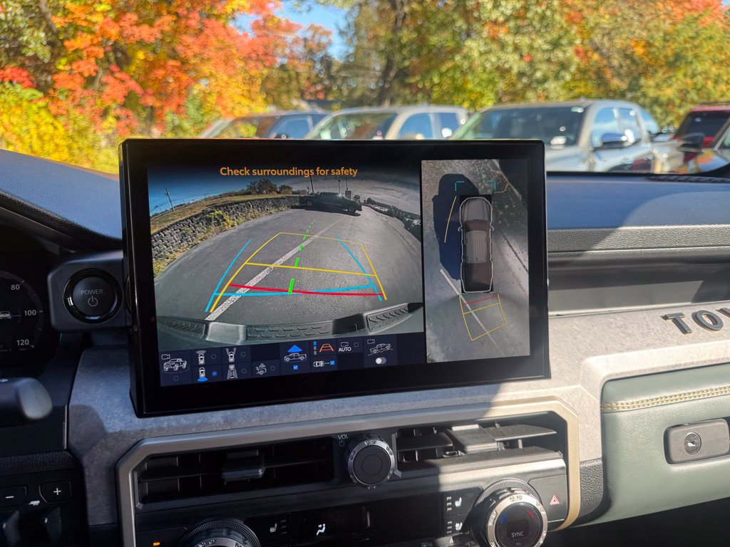 Certified 2025 Toyota Tacoma 4x4 Double Cab Hybrid image 25