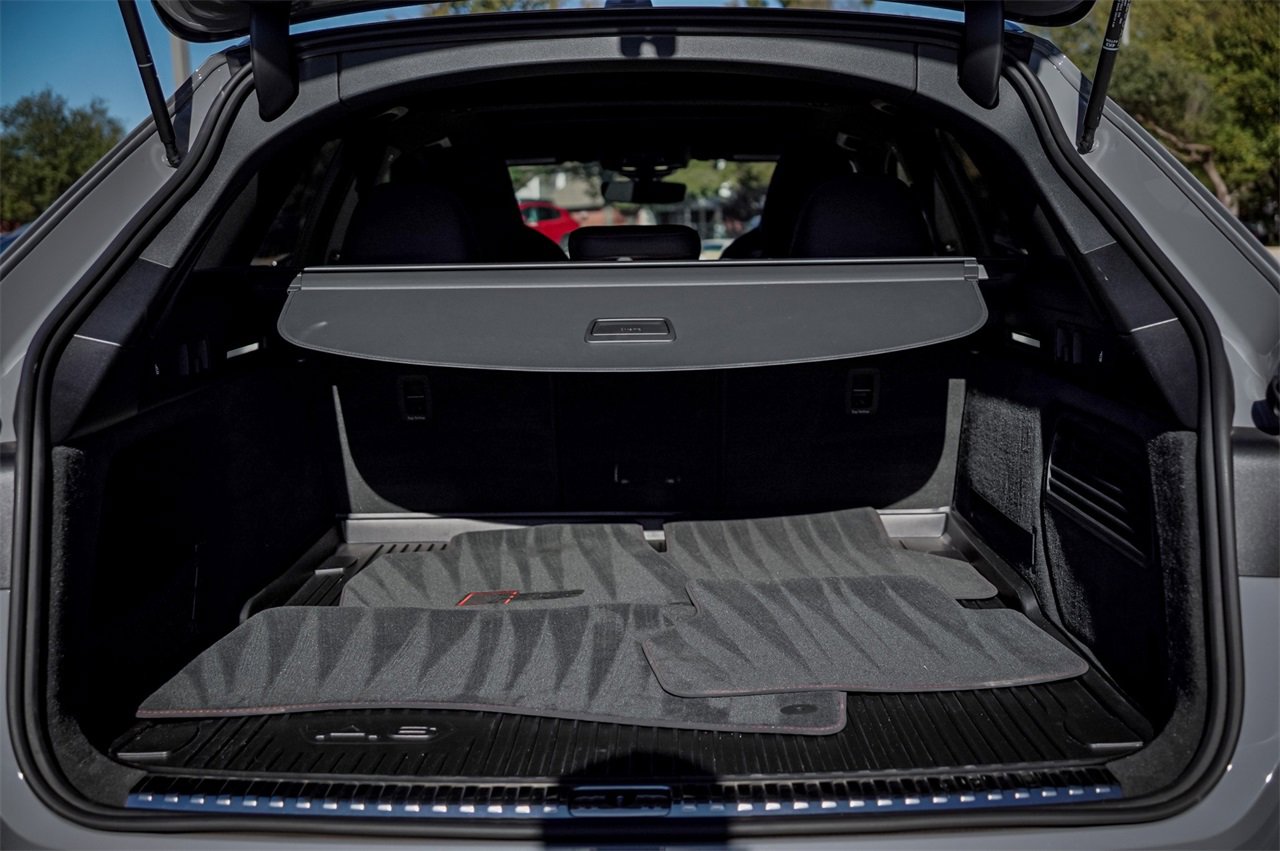 Used 2025 Audi RS 6 performance image 29