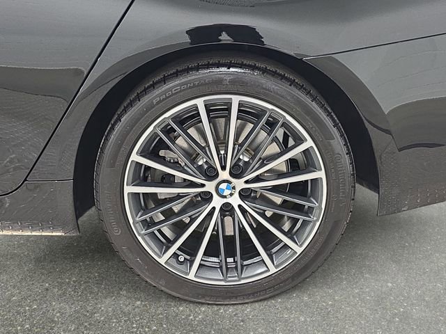 Certified 2023 BMW 540i xDrive w/ Executive Package image 27