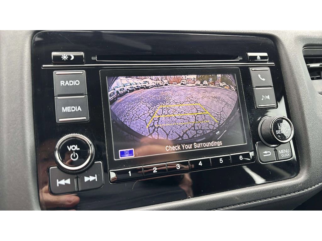 Used 2022 Honda HR-V LX image 17