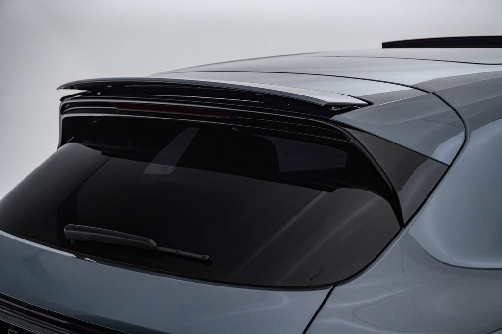 New 2026 Porsche Cayenne Turbo AWD/4WD image 13