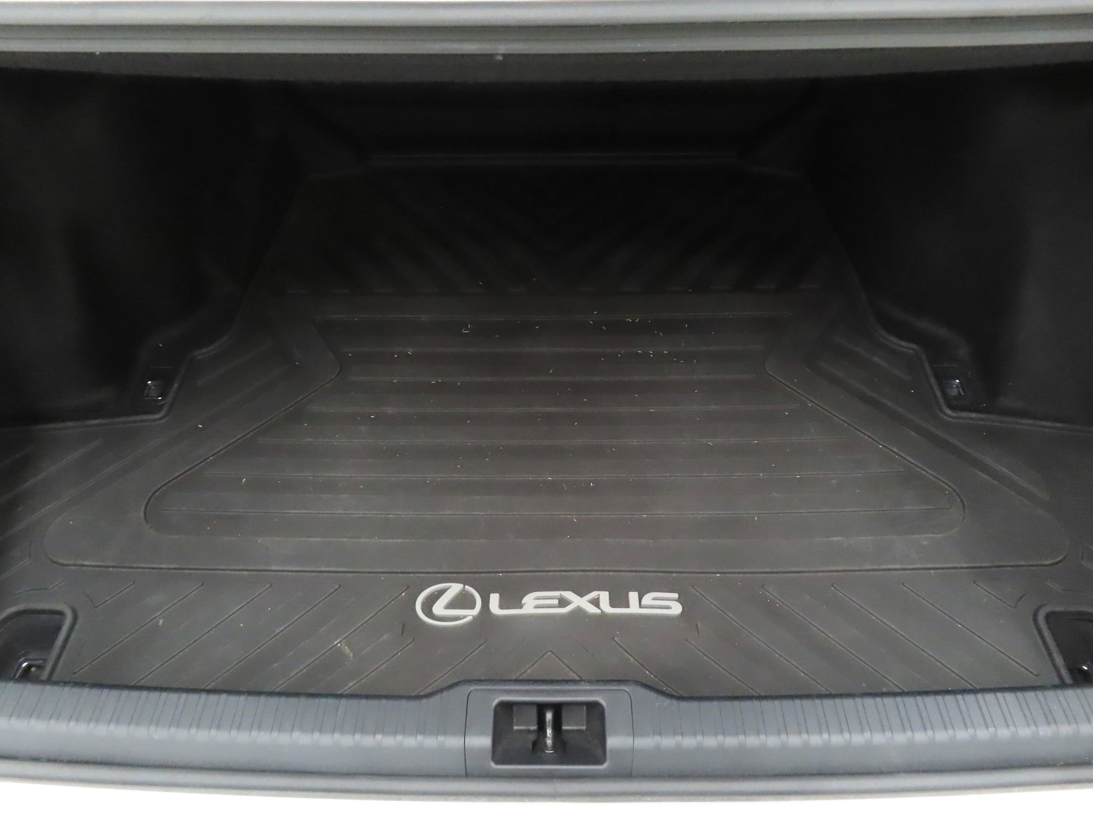 Used 2023 Lexus IS 350 F Sport RWD image 23