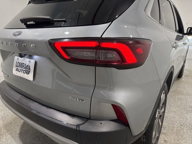 Used 2024 Ford Escape Platinum image 28