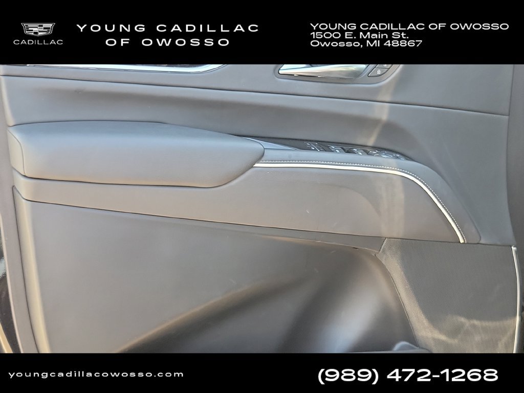 Used 2021 Cadillac Escalade Sport w/ LPO, ONYX Package AWD/4WD image 24