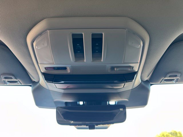 Used 2024 Subaru Ascent Touring AWD/4WD image 28