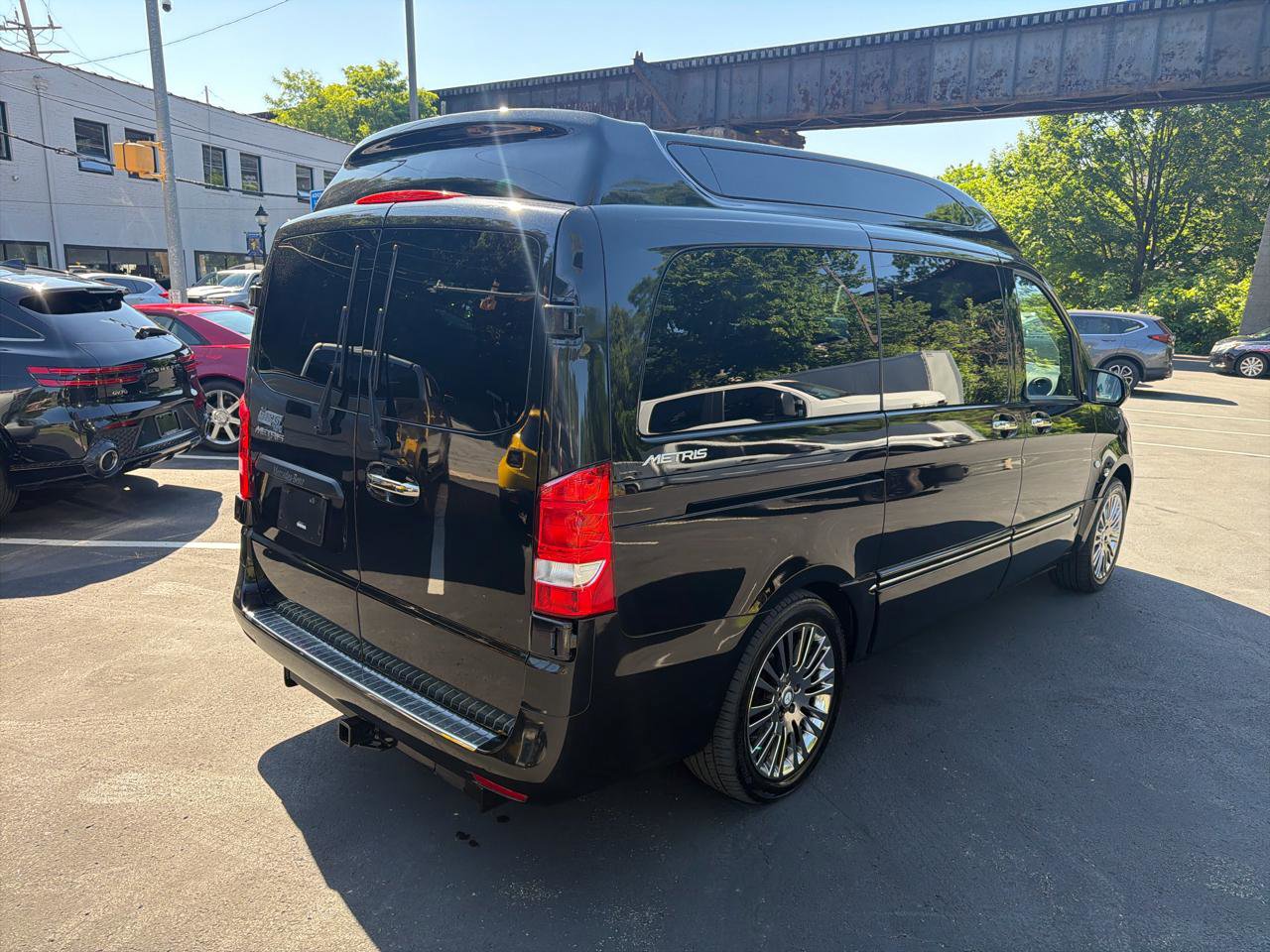 Used 2019 Mercedes-Benz Metris Passenger image 5