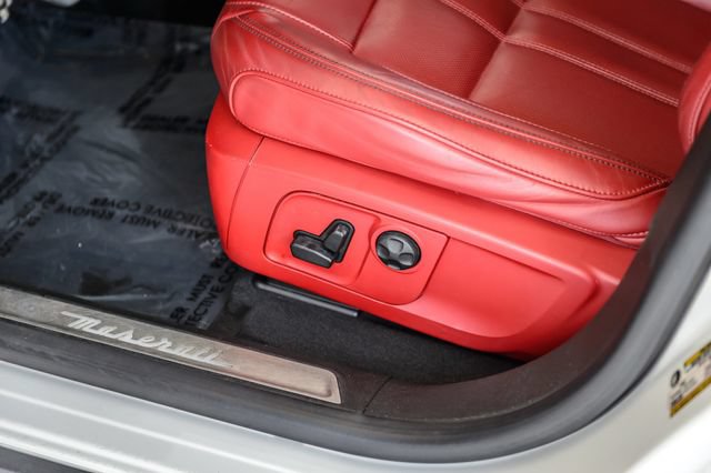 Used 2019 Maserati Levante GranSport AWD/4WD image 39
