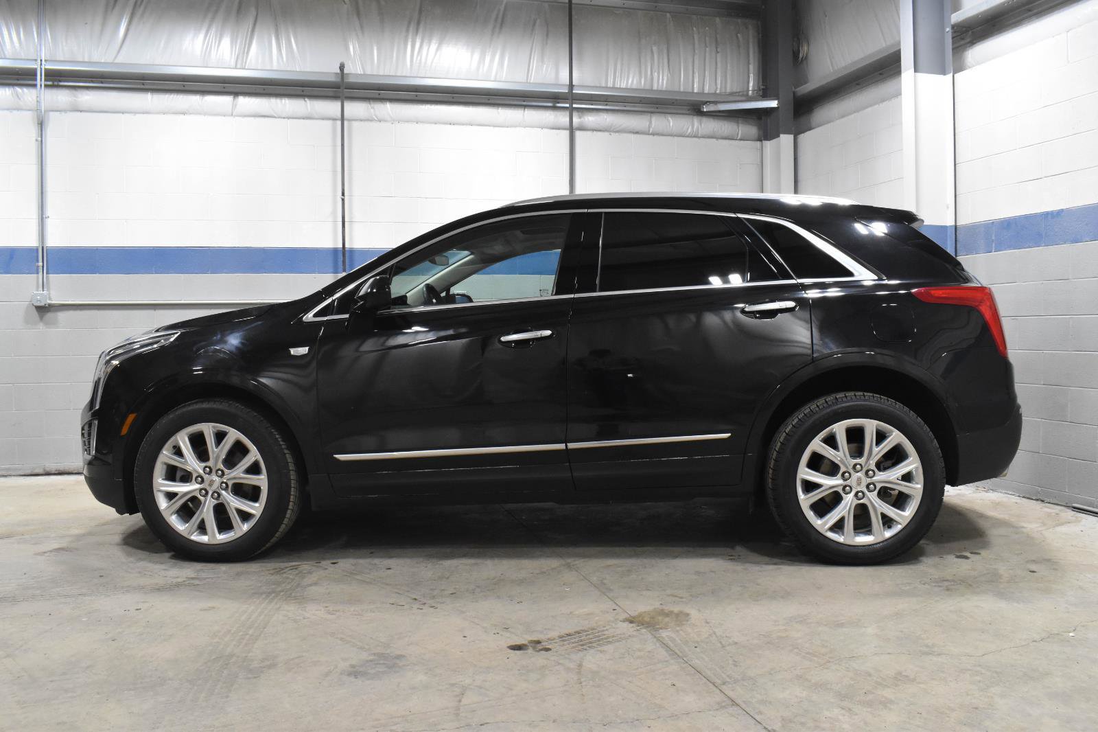 Used 2018 Cadillac XT5 Luxury w/ Driver Awareness Package image 22