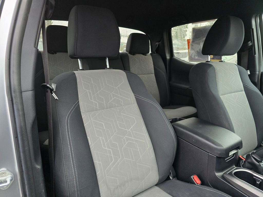 Used 2022 Toyota Tacoma SR5 image 11
