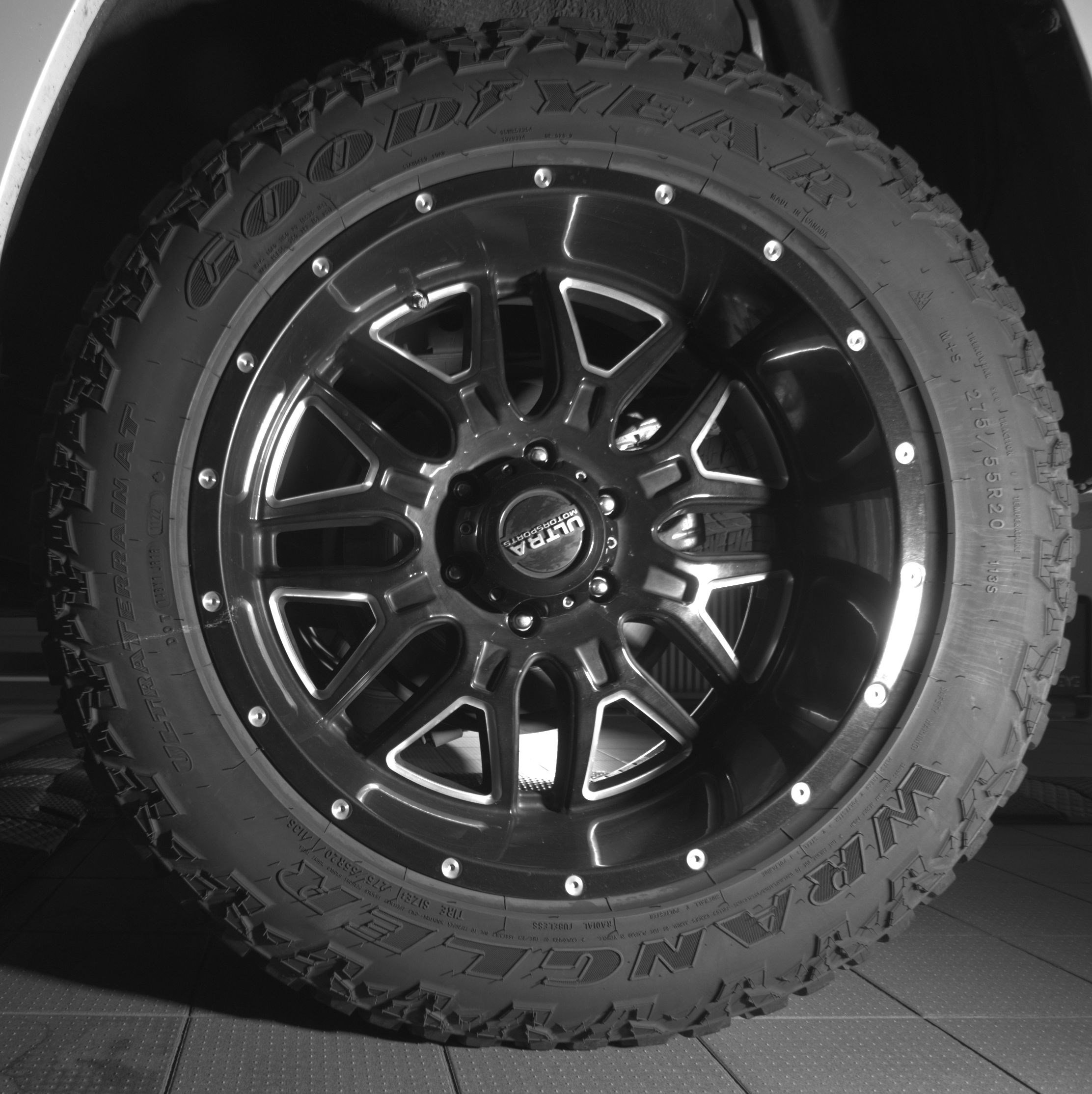 Used 2016 Toyota 4Runner Limited AWD/4WD image 12