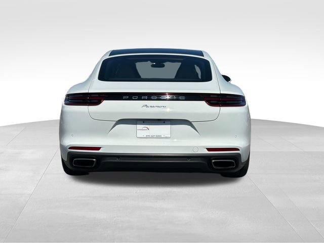 Used 2018 Porsche Panamera RWD image 4