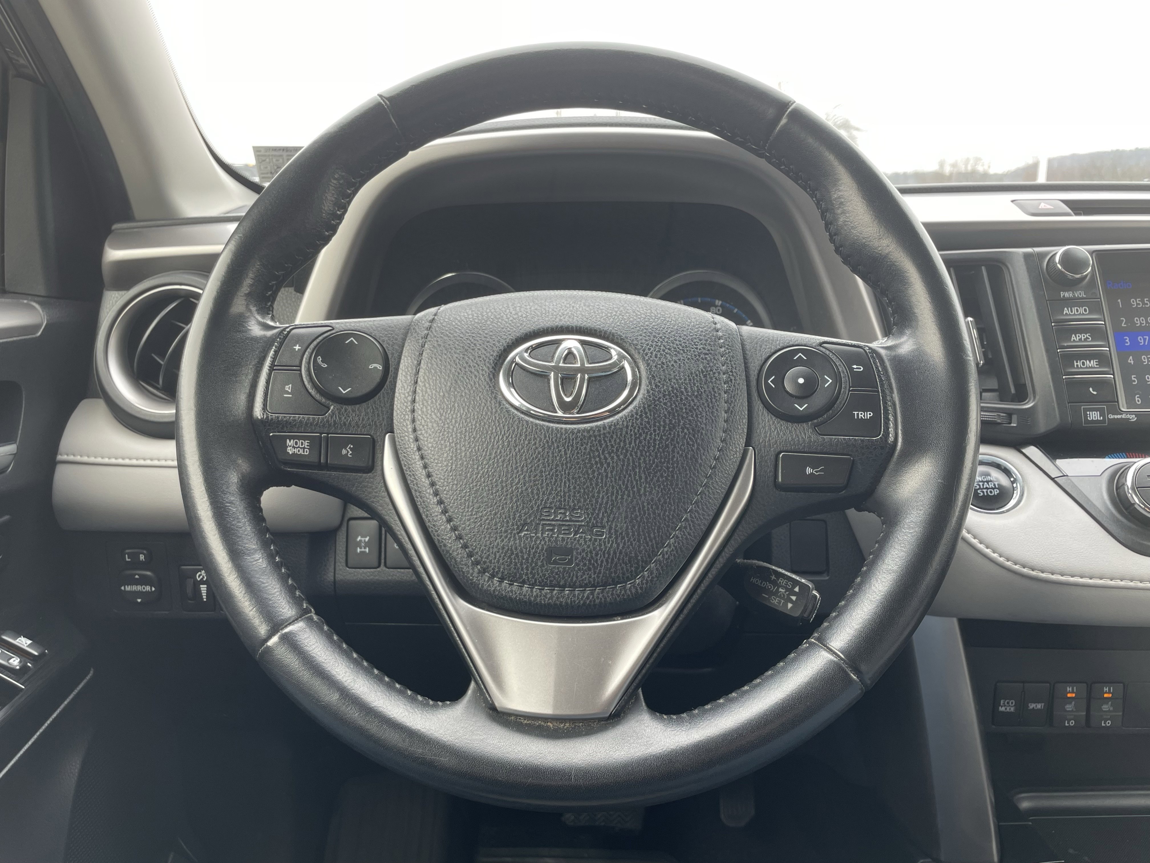 Used 2017 Toyota RAV4 Limited w/ Advanced Technology Package image 17