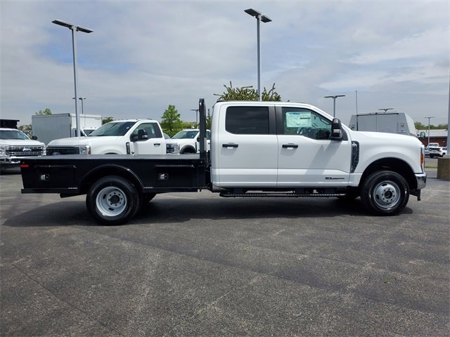 New 2025 Ford F350 XL w/ XL Chrome Package image 4