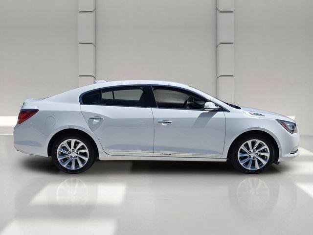 Used 2016 Buick LaCrosse Leather FWD image 6