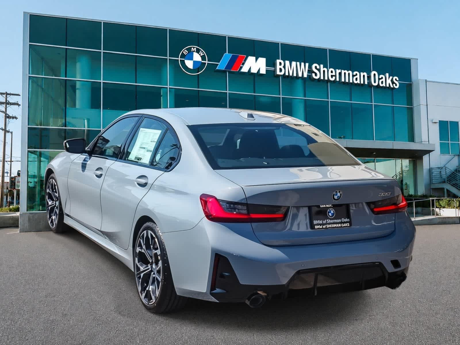 New 2026 BMW 330i Sedan w/ M Sport Package RWD image 6