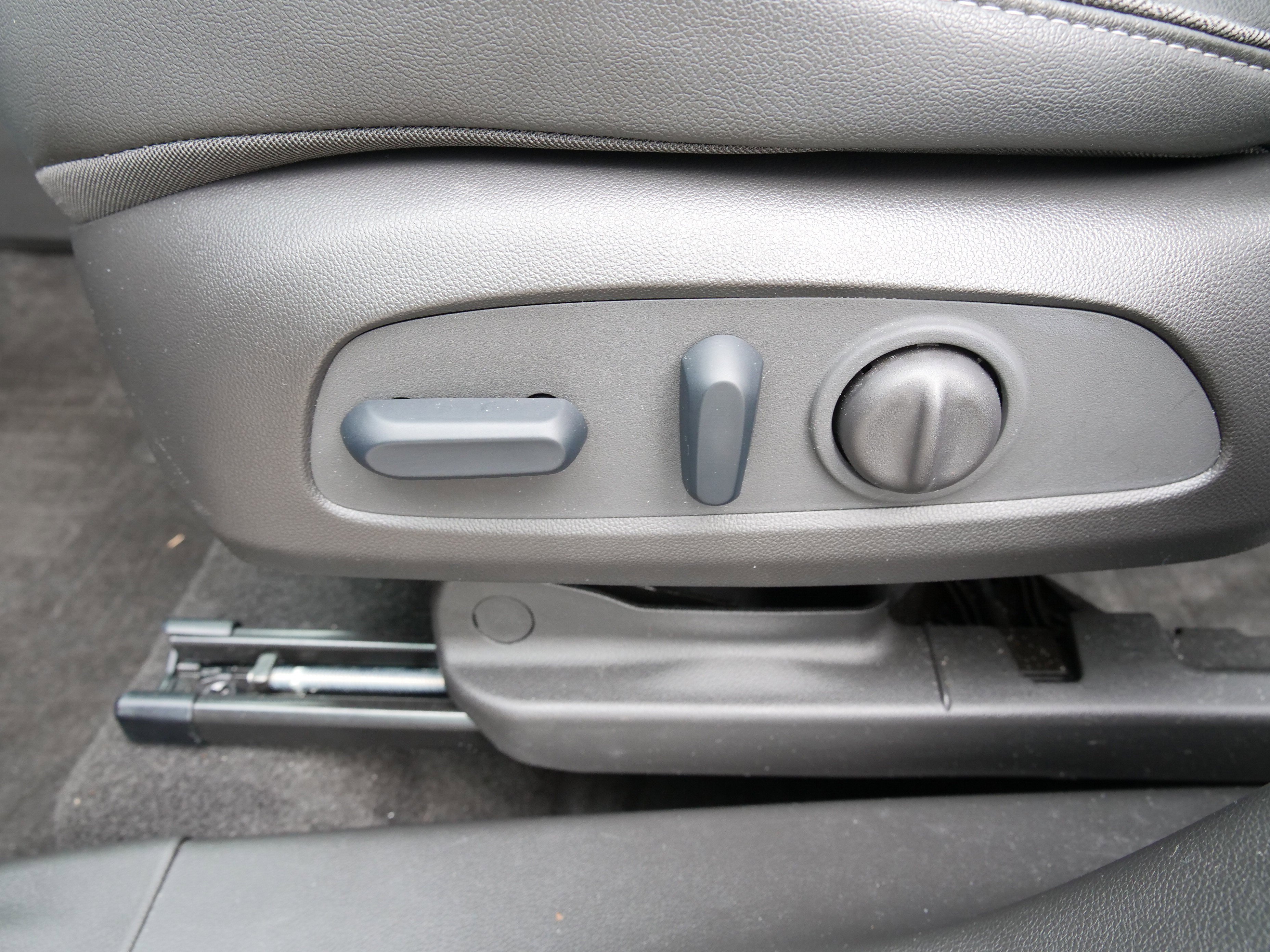 Certified 2023 Buick Encore GX Select w/ Experience Buick Package image 15