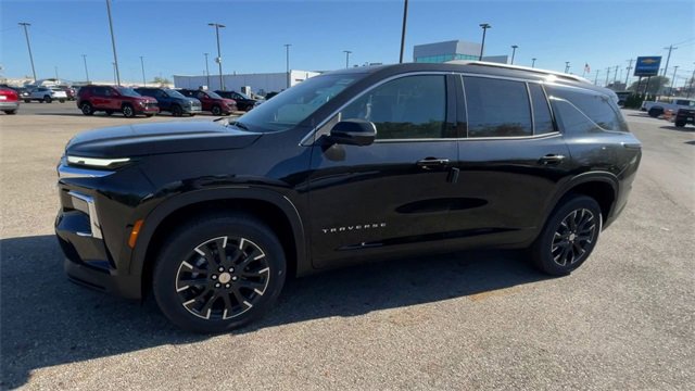 New 2026 Chevrolet Traverse LT w/ Sun and Wheel Package image 6