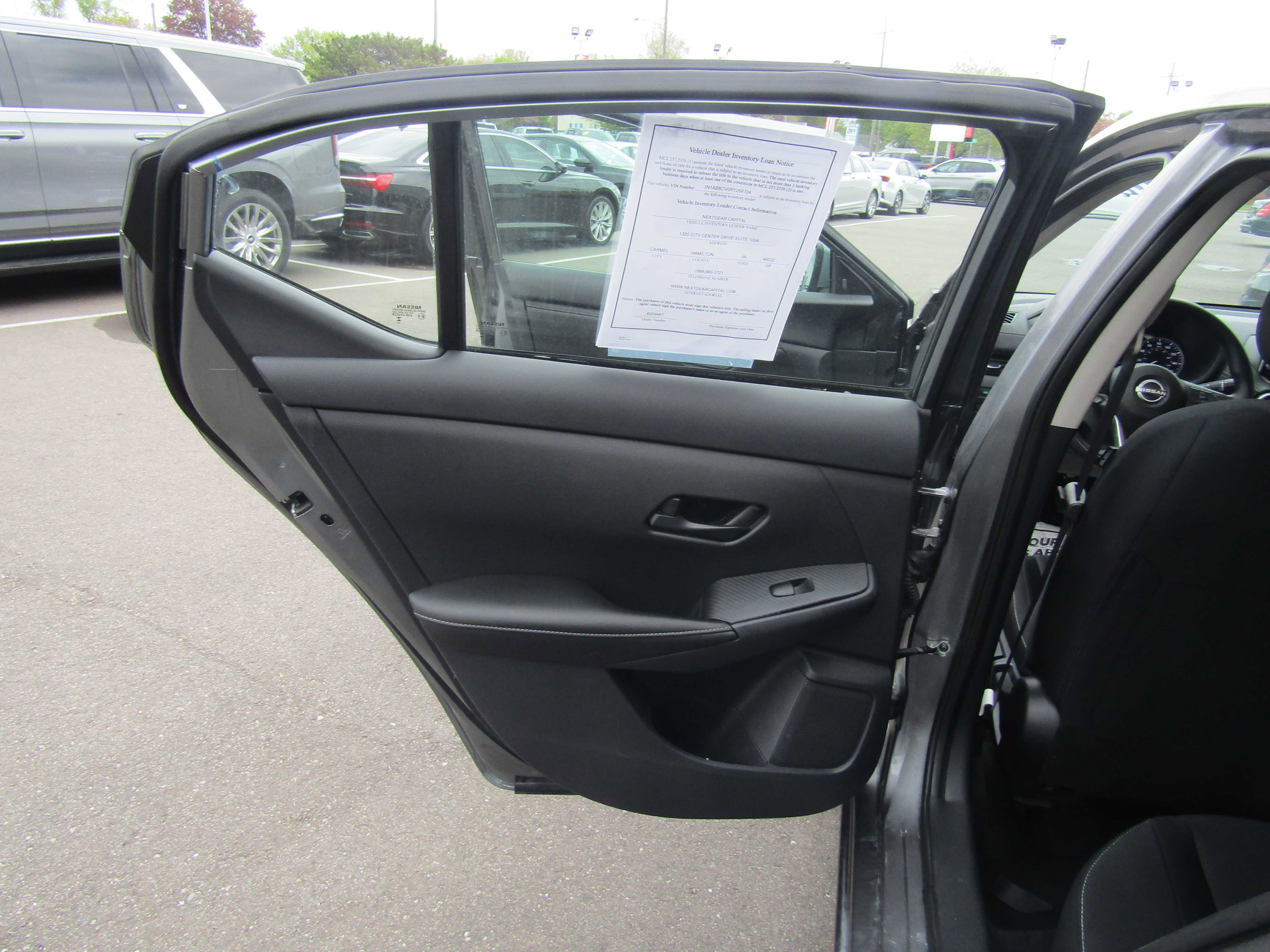 Used 2024 Nissan Sentra SV FWD image 10