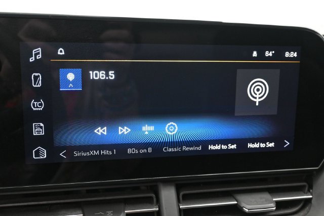Used 2025 Chevrolet Trax LT w/ LT Convenience Package FWD image 20