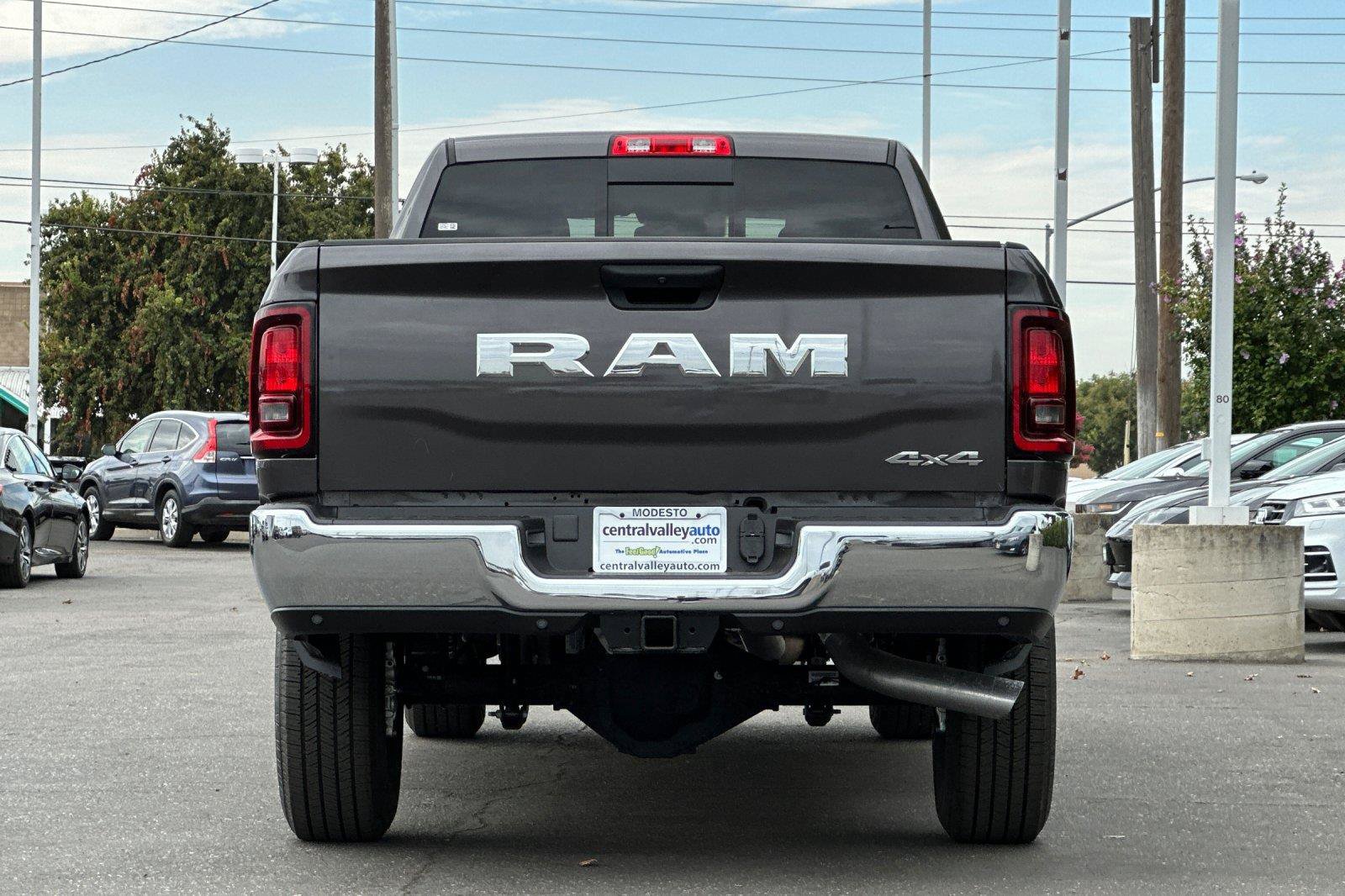 New 2027 RAM 3500 Tradesman AWD/4WD image 4