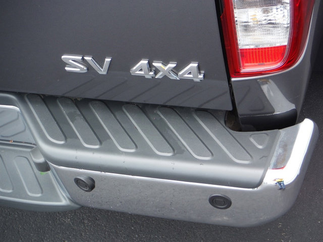 Used 2019 Nissan Frontier SV w/ Value Truck Package AWD/4WD image 9