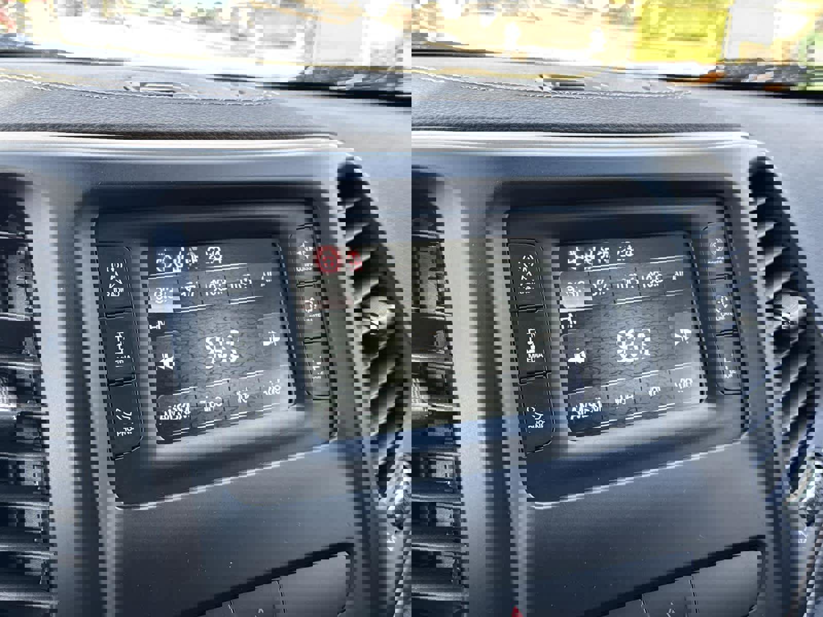 Used 2016 Jeep Cherokee Latitude w/ Cold Weather Group image 24