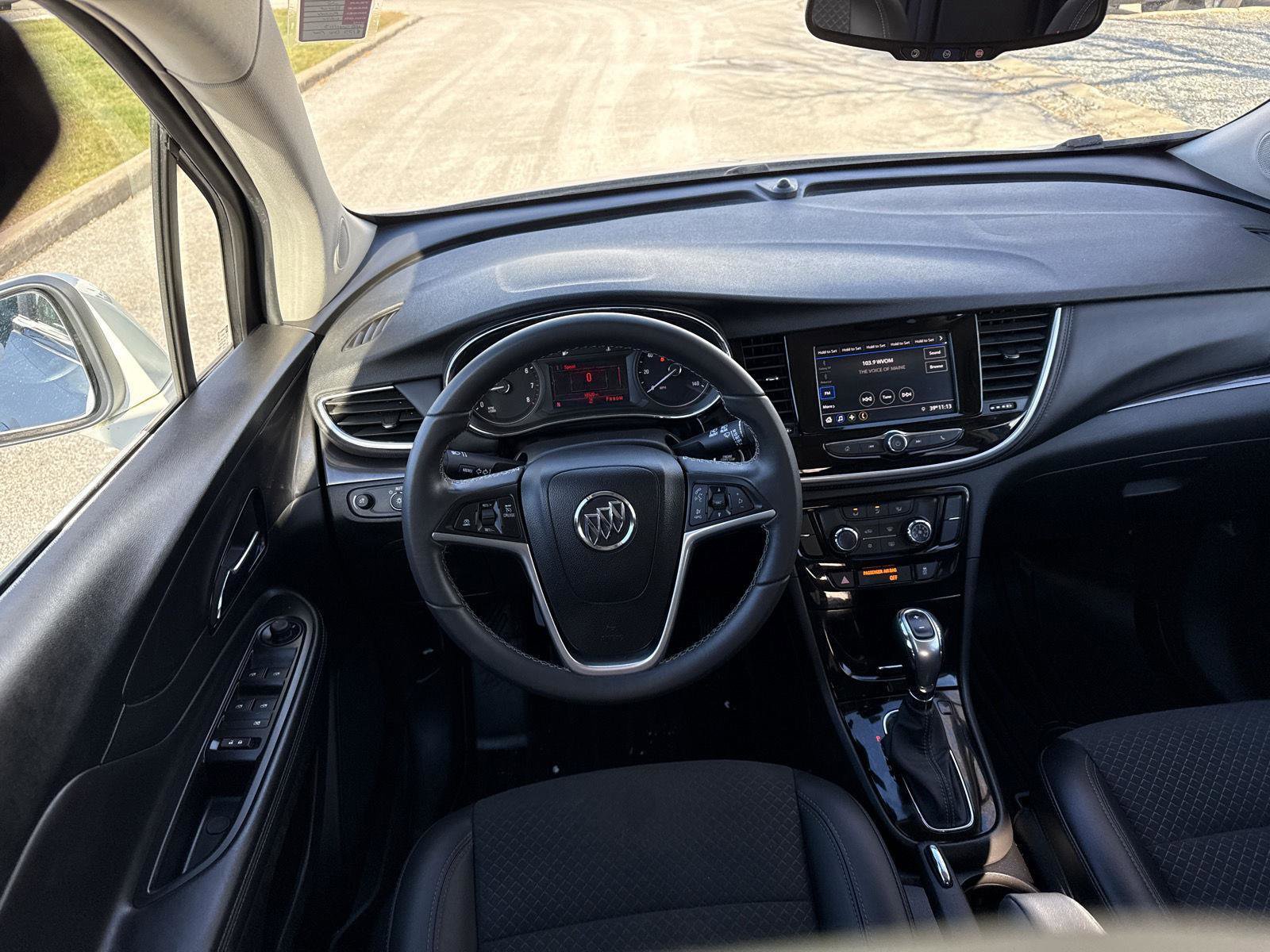 Used 2022 Buick Encore Preferred w/ Safety Package image 8