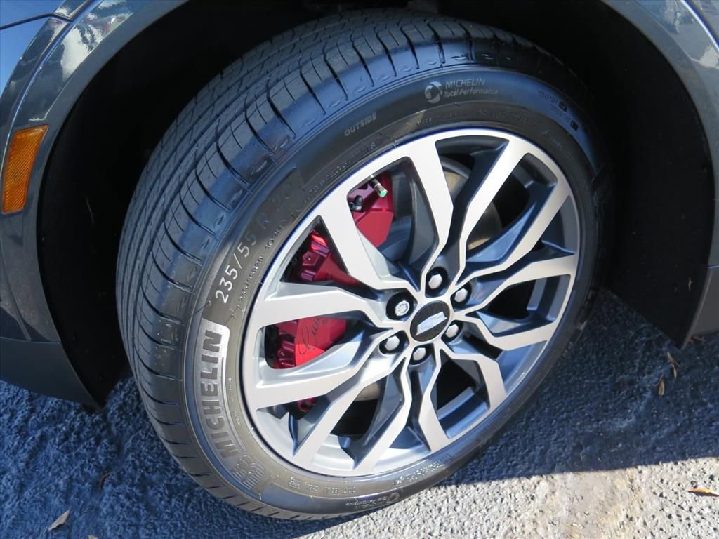 Used 2023 Cadillac XT5 Sportv w/ Technology Package image 25