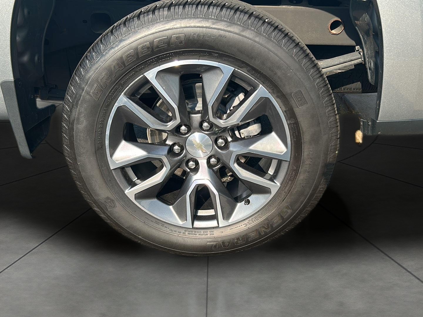 Certified 2023 Chevrolet Silverado 1500 LT AWD/4WD image 10