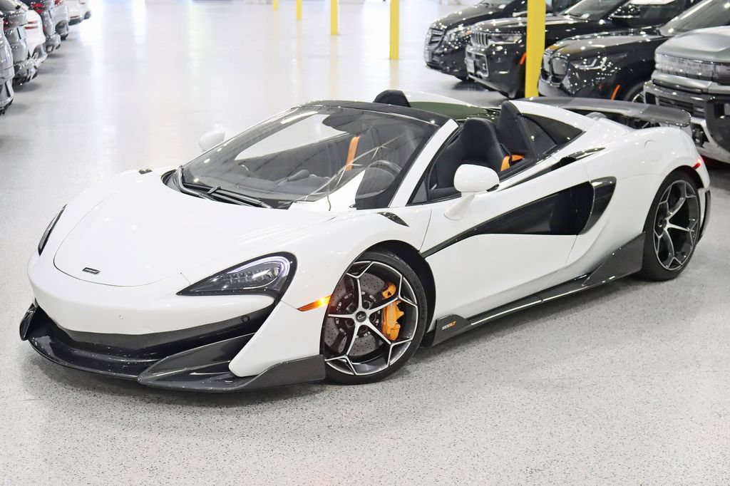 Used 2020 McLaren 600LT Spider RWD image 10