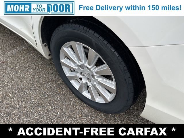 Used 2017 Toyota Sienna XLE Premium image 37