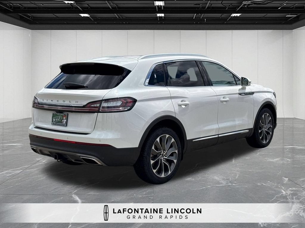 Certified 2023 Lincoln Nautilus Reserve w/ Class II Trailer Tow Package AWD/4WD image 5