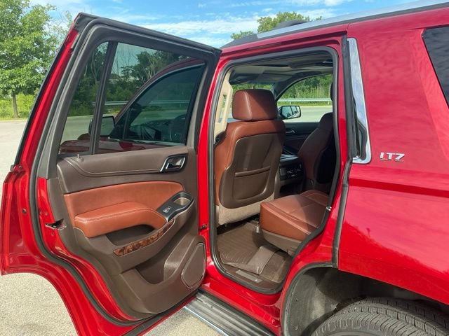 Used 2015 Chevrolet Tahoe LTZ AWD/4WD image 17