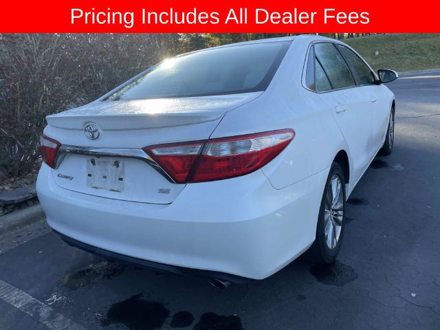 Used 2015 Toyota Camry SE FWD image 9
