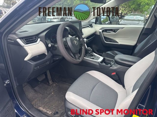 Used 2020 Toyota RAV4 XLE w/ Convenience Package AWD/4WD image 7