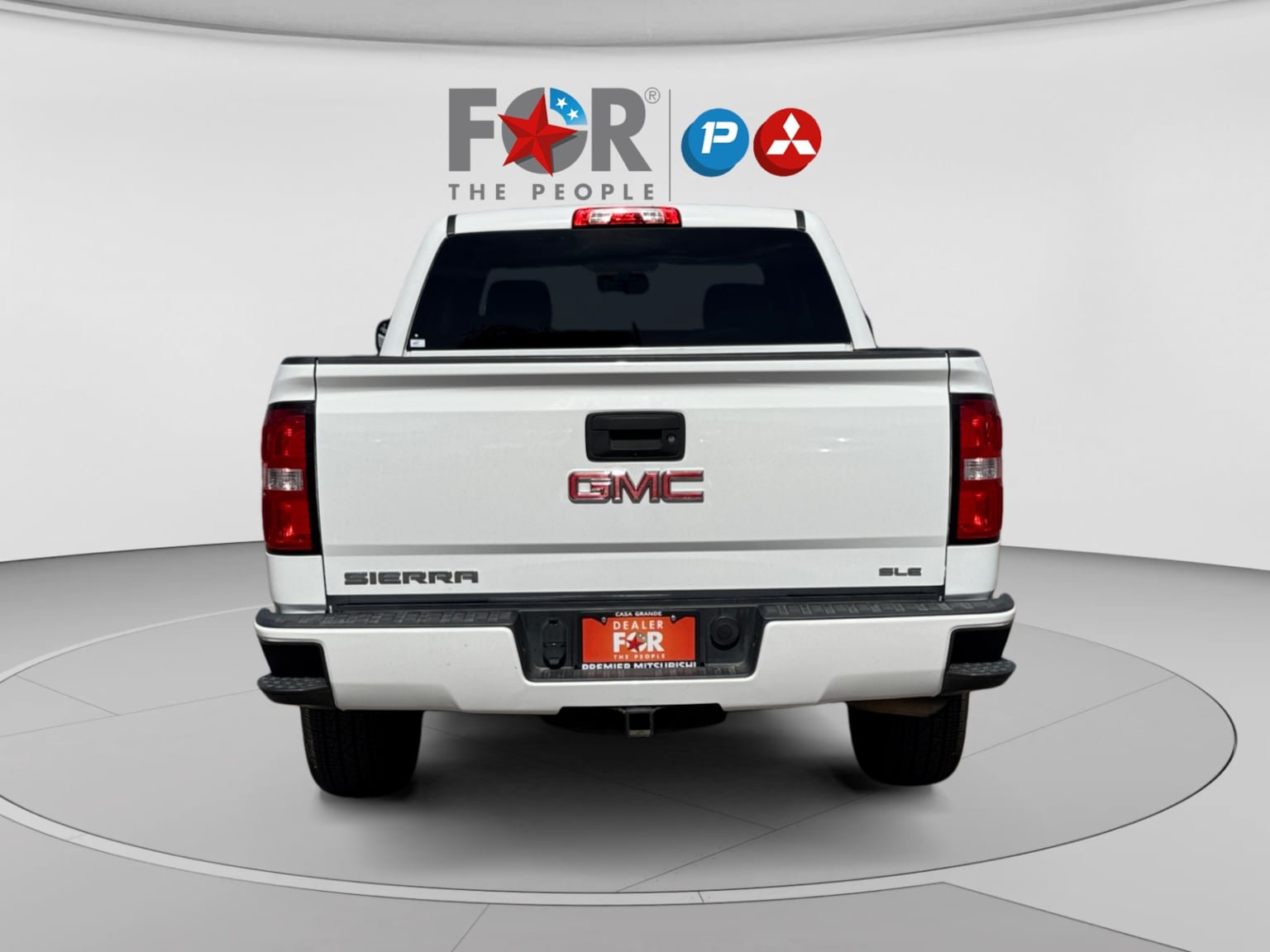 Used 2018 GMC Sierra 1500 SLE w/ SLE Value Package AWD/4WD image 4
