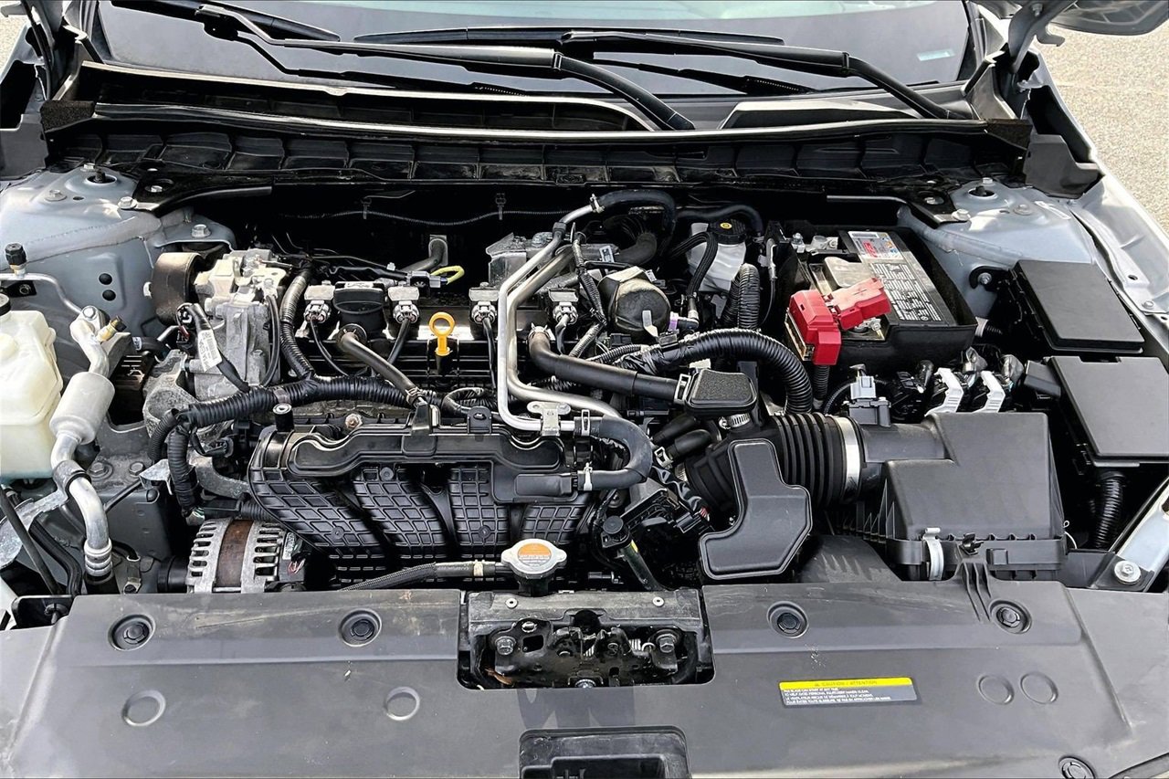 Used 2024 Nissan Altima 2.5 SR image 34