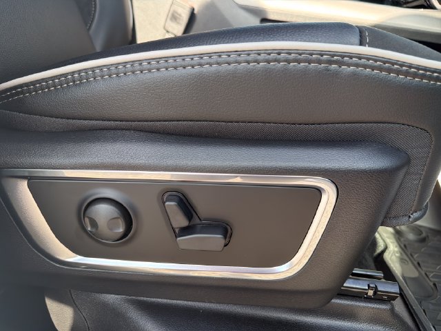 New 2026 RAM 1500 Laramie AWD/4WD image 38