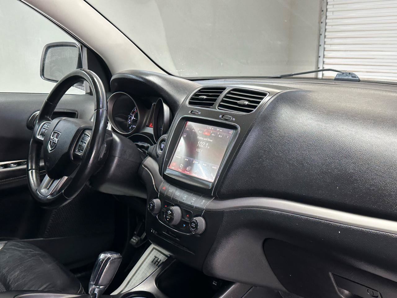 Used 2015 Dodge Journey Crossroad w/ Flexible Seating Group FWD image 8