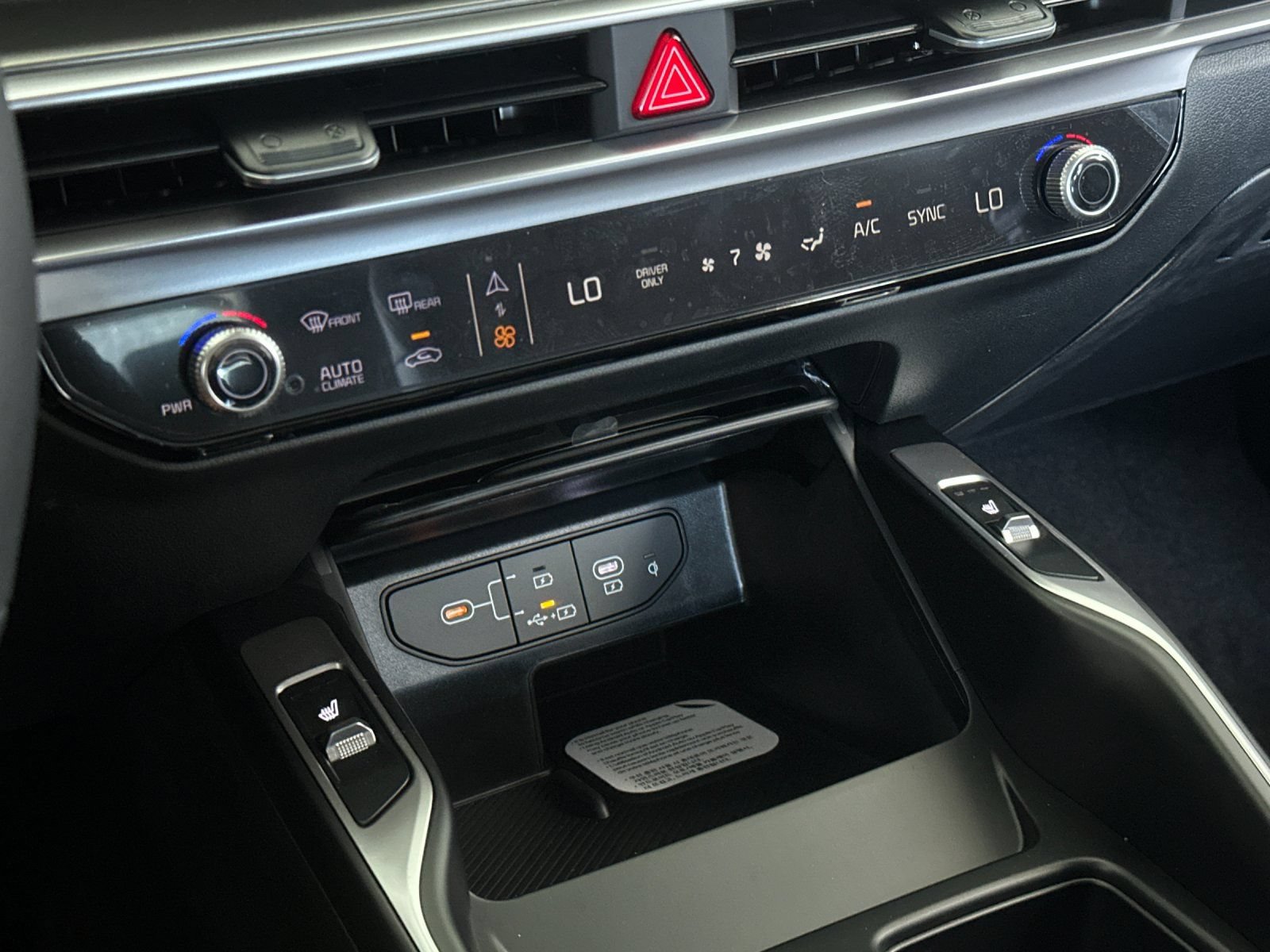 New 2026 Kia Sorento EX AWD/4WD image 22