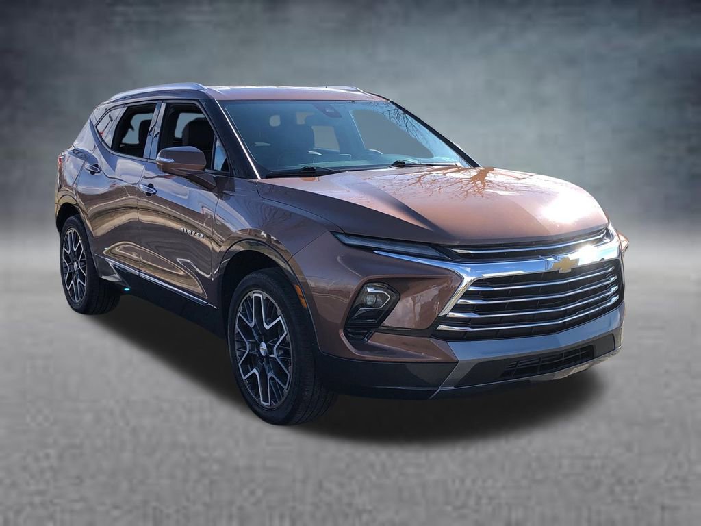 Used 2023 Chevrolet Blazer Premier image 11